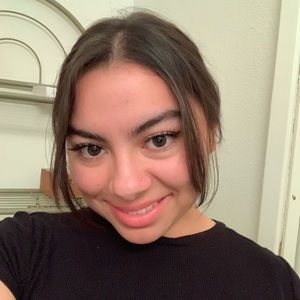 Meet your Posher, Alexandria